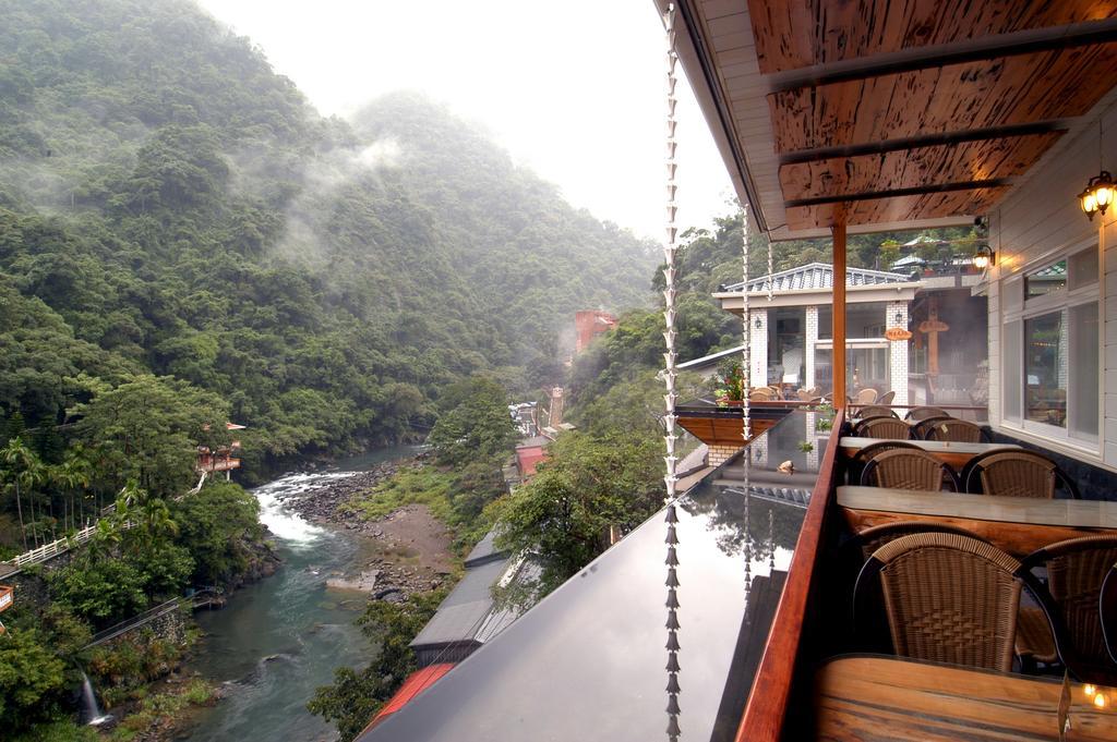 Ferienwohnung Sun Moon Bed& Breakfast Wulai Exterior foto